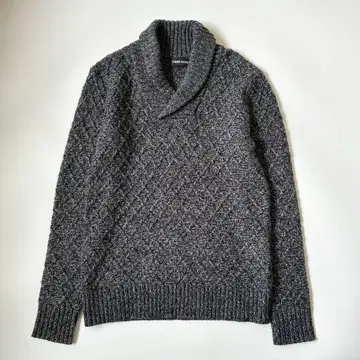 three dots / 다이아몬드 짜임 숄카라 아란 니트