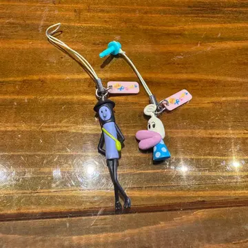 오야스미 푼푼 스트랩 이어폰 잭 가챠가챠 아사노 이니오