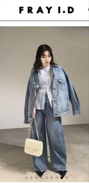 FRAY I.D [ RED CARD ] 커브 데님