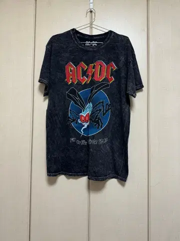 AC/DC 티셔츠