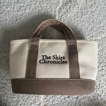 슬로브 이에나 The Skirt Chronicles 토트백