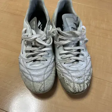 PENALTY 축구화 화이트