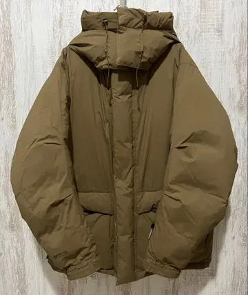 다이와 피어 39 EXPEDITION DOWN JACKET