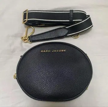 MARC JACOBS 블랙 숄더백