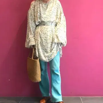 Yuumi Aria 스카이블루 와플 플레어 팬츠