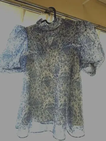 [SNIDEL] 오간자 시스루 블라우스 (블루)