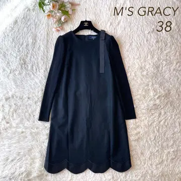 새상품급 M'S GRACY 스캘럽 리브 절개 원피스 블랙 38