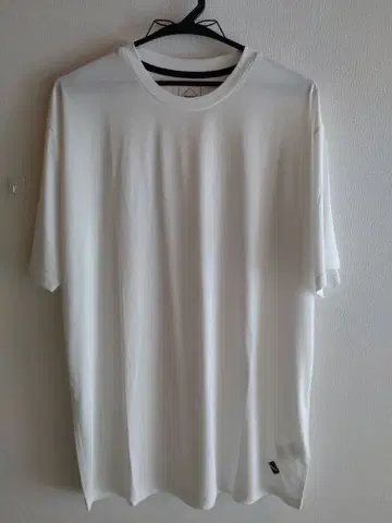 F.C.R.B. TECH DRY TEE (화이트만) L 사이즈