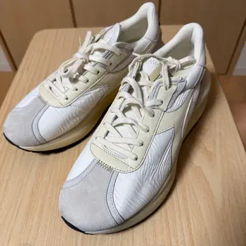 미사용 새상품 DIADORA 머큐리 엘리트 화이트