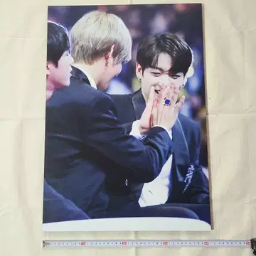 배송비 포함 정국 태현 액자 A2 사이즈