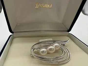 JASANI 실버 펄 브로치