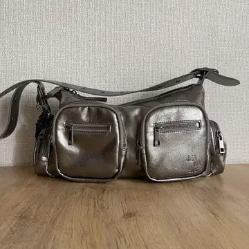 JEANASIS 숄더백 참 포함