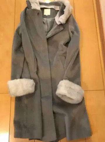 그레이 퍼 롱 코트