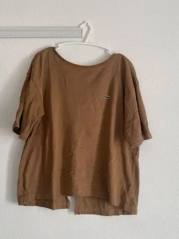 LACOSTE 브라운 반팔 T셔츠 라코스테