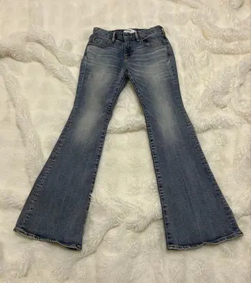 AZUL BY MOUSSY 플레어 데님