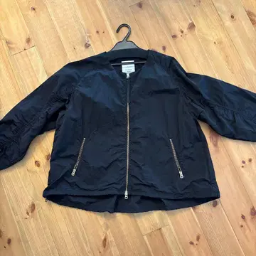 KHAKI 블랙 노카라 자켓