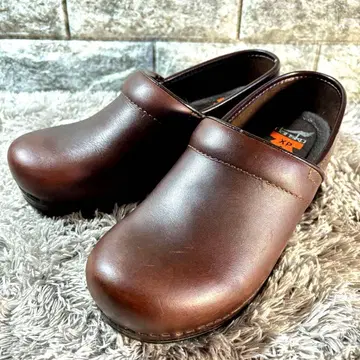 Dansko 단스코 크로그 천연 가죽 다크 브라운