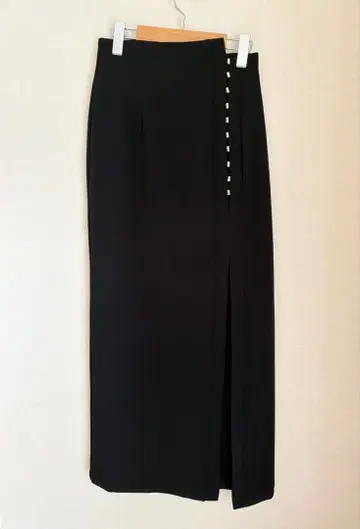 SNIDEL 메탈 비드 타이트 스커트 블랙 사이즈 0