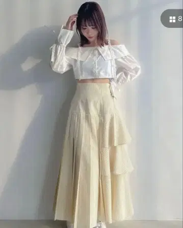 스트라이프 플레어 롱 스커트 아이보리