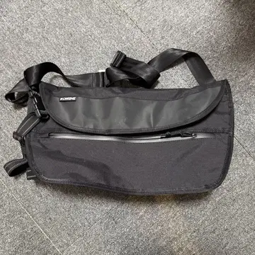 CHROME 크롬 메신저 백 12L