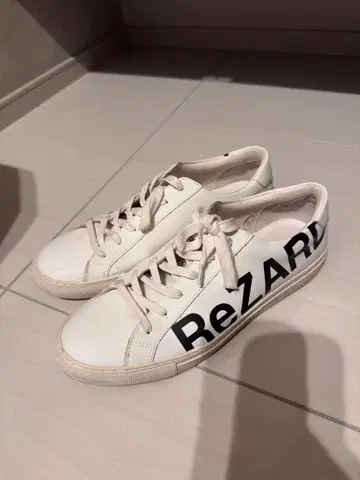 ReZARD 리자드 빅 로고 가죽 스니커즈 새상품급
