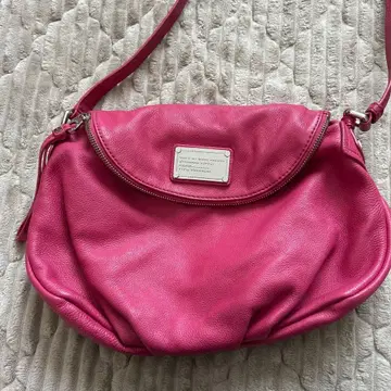 MARC BY MARC JACOBS 핑크 가죽 숄더백 새상품급