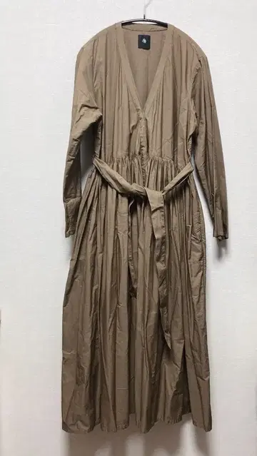 턱개더 랩 원피스 카멜