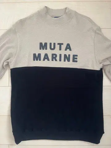 MUTA MARINE 라이트 니트 모크넥 풀오버 (바이컬러)