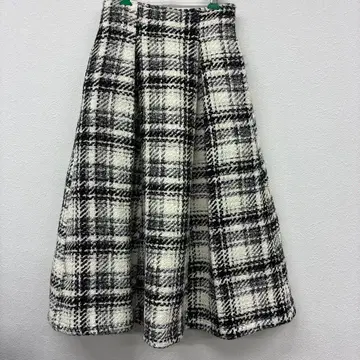tocco 트위드 플레어 스커트 M 화이트 블랙 36