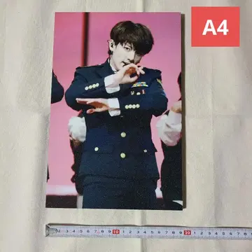 배송비 포함 정국 액자 A4 사이즈