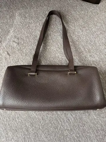 기간 한정 가격 리브 드와 와이드 스퀘어 숄더백 다크 브라운