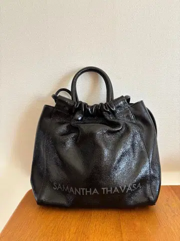 SAMANTHA THAVASA 복조리 숄더백 가죽 블랙