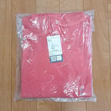 UNIQLO U 사이즈 M 후드티 Red