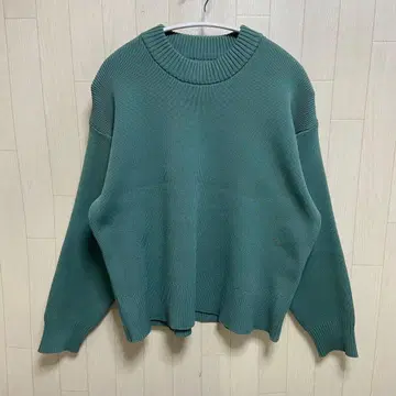 어반 리서치 도어즈 폴리에스테르 하이넥 KNIT