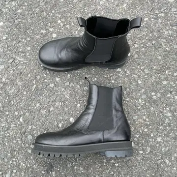 ouat space boot 42