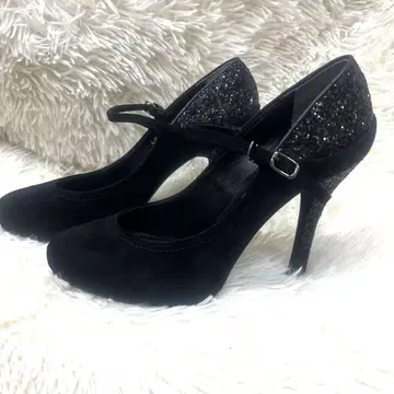 [ DIANA ] 다이애나 새상품급 블랙 글리터 하이힐 23.5cm