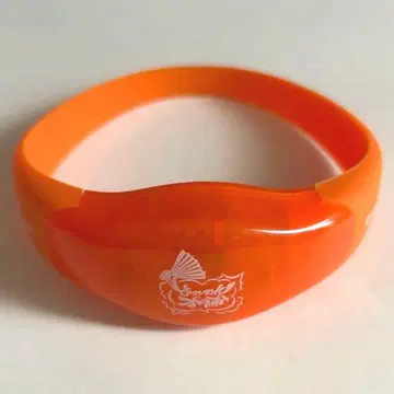 히프노시스 마이크 도츠이타레 혼포 LED 리스트 밴드