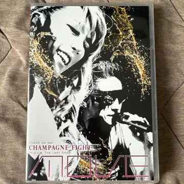 m.o.v.e/THE LAST SHOW CHAMPAGNE FIGHT