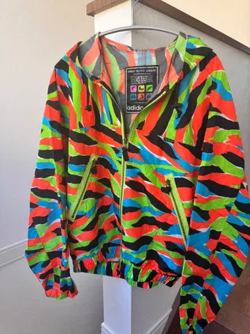 adidas vintage 컬러풀 나일론 후드티