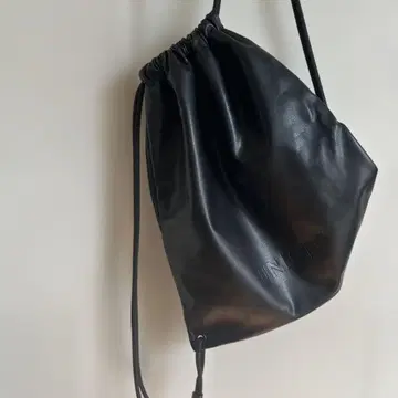 Union Magazine 백팩 M's Black Swan