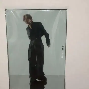 be first 트레이딩 카드 B 컴프