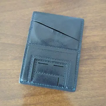 블랙 가죽 카드 지갑 스탠드 기능 포함 MagSafe 대응 3way