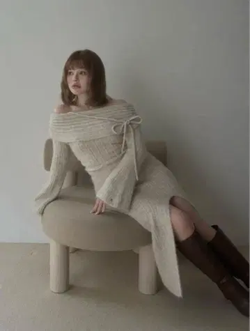 andmary Yvie 오프숄더 니트 드레스
