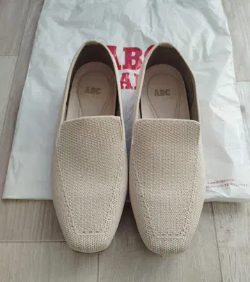 ABC MART 베이지 슬립온 M