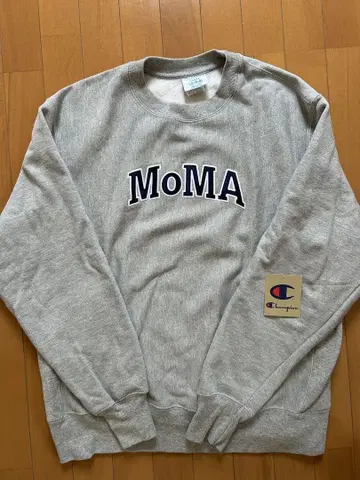 [ 새상품급 ] MOMA champion 리버스 위브 맨투맨 챔피온