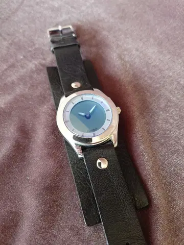 FOSSIL 가죽 밴드 손목시계