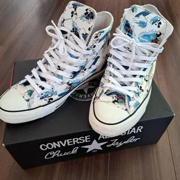 컨버스 올스타 미키 패턴 하이컷