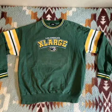 XLARGE 트레이닝복
