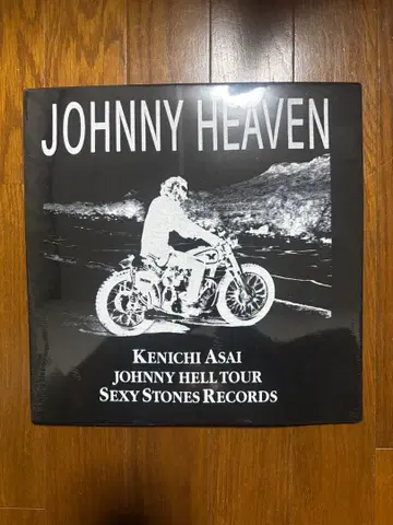 새상품 미개봉 아사이 켄이치 JOHNNY HEAVEN 반팔 티셔츠