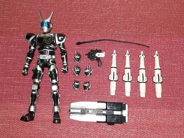 SHF 가면라이더 아기토 G4 피규어